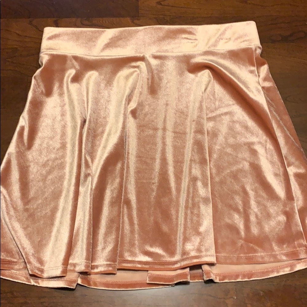 Pink skirt!